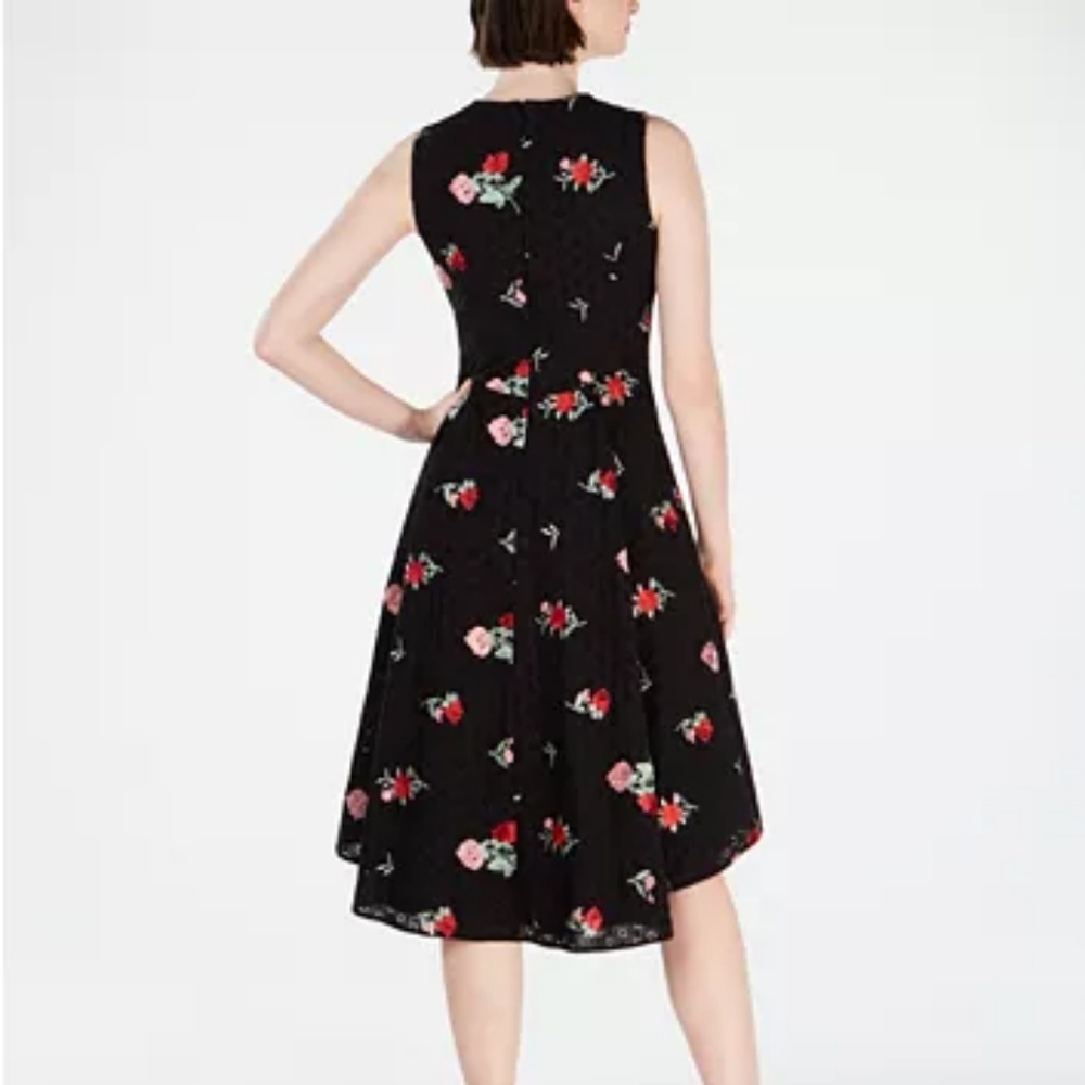 Dress - Picture 2 of 7